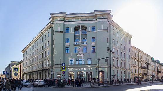 Малая Морская ул., 4