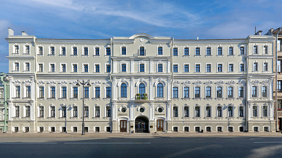 Миллионная ул., д. 6